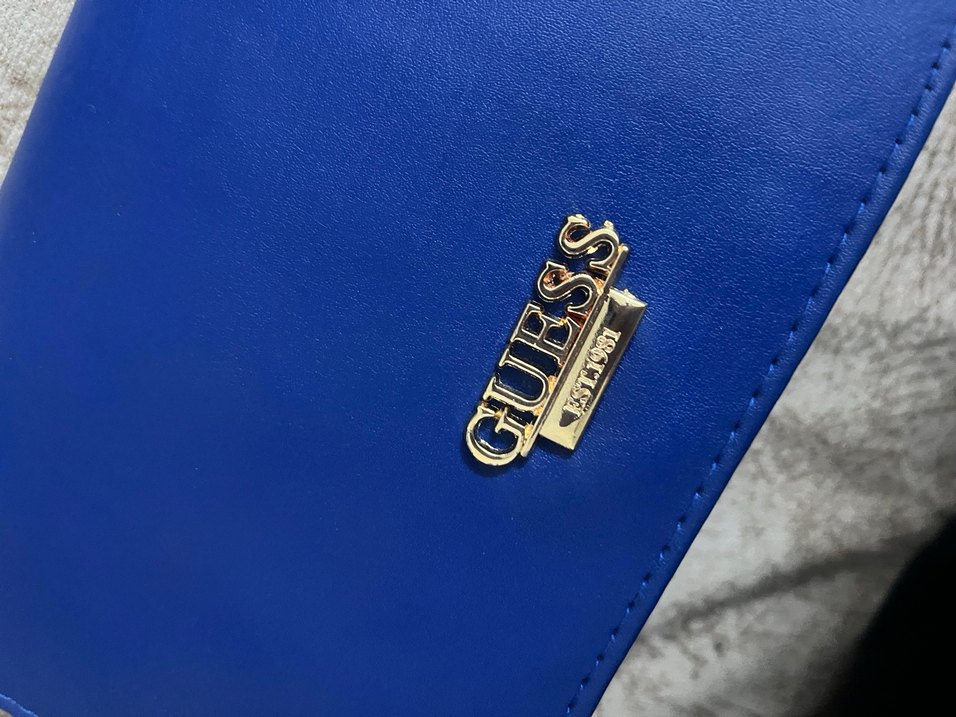 Mavi Zincir Detaylı Kadın Guess Çanta - Görsel 2