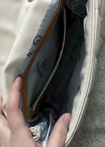 Zincir Detaylı Krem Deri Kadın Çanta - Görsel 5