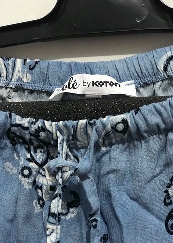 Bohem Gri Mavi Batik Desenli Kısa Kot Pantolon