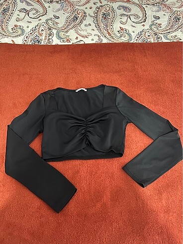 Siyah crop