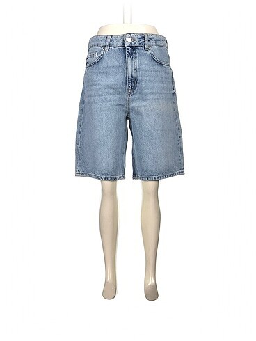 H&M Mini Şort %70 İndirimli.