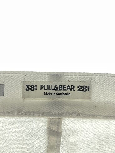 38 Beden beyaz Renk Pull and Bear Skinny %70 İndirimli.