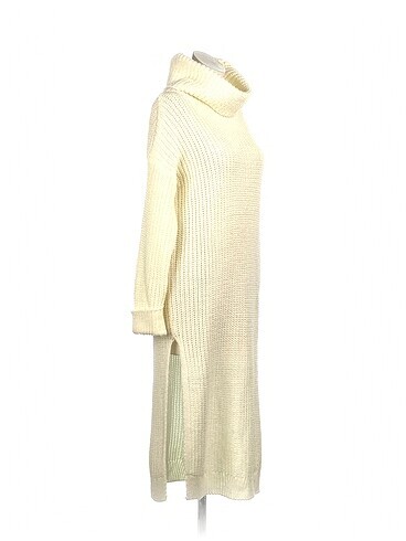 Diğer PreLoved Triko Elbise %70 İndirimli.