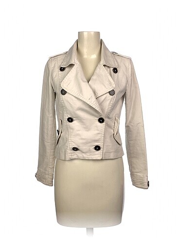 Mango Trenchcoat %70 İndirimli.