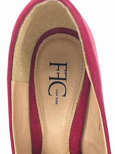 37 Beden çeşitli Renk PreLoved Stiletto %70 İndirimli.