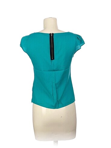 s Beden Zara Bluz %70 İndirimli.