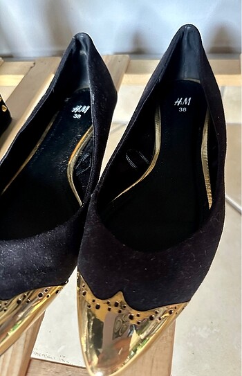 H&M H&M Gold Detaylı Babet