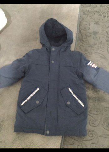 Erkek Çocuk Kapüşonlu Örgü Kolsuz Hırka - Görsel 2