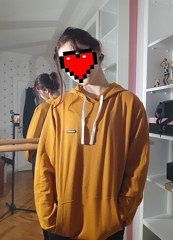 Sarı sweatshirt 