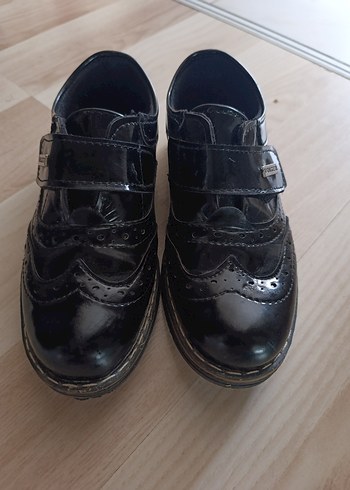 Klasik Siyah Tokalı Erkek Çocuk Ayakkabısı - Görsel 2