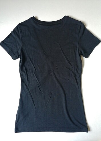 Nike Derin V Yaka Slim Fit Tshirt  - Görsel 5