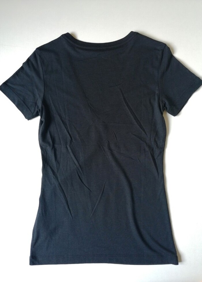 Nike Derin V Yaka Slim Fit Tshirt  - Görsel 5