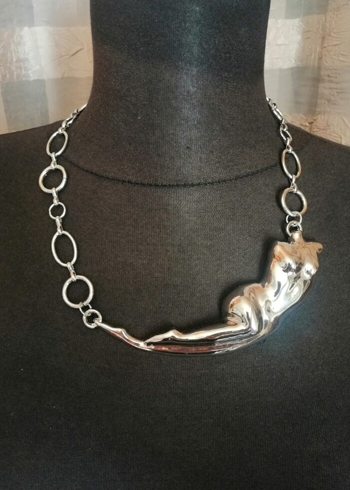 ZARA Model Vücut Silüet Kolye  - Görsel 2