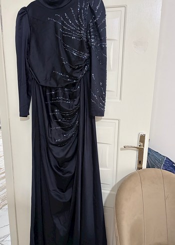 FATMA KILIÇ Siyah Drapeli Uzun Abiye - Görsel 4