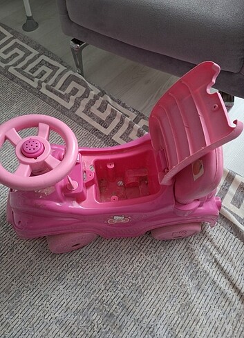 Fisher Price Dolu ilk arabam