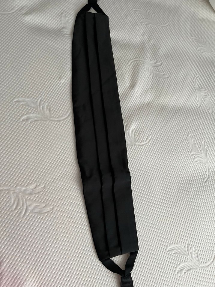 Siyah Kuşak ve Papyon - Görsel 2