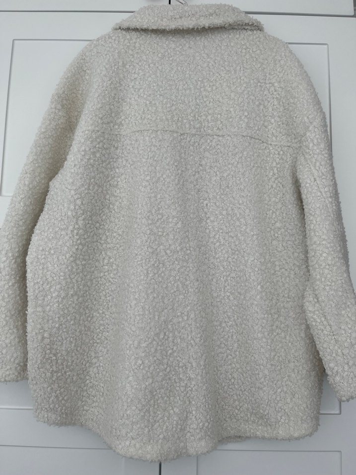 Düğmeli Beyaz Kadın Ceket - Görsel 2