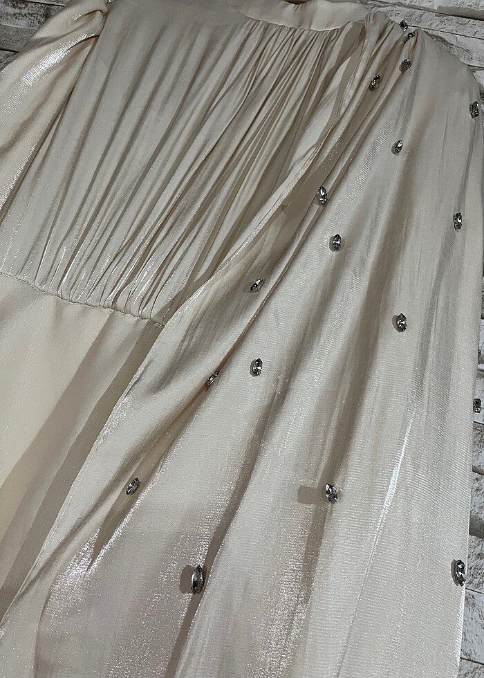 Söz Nişan elbisesi - Görsel 3