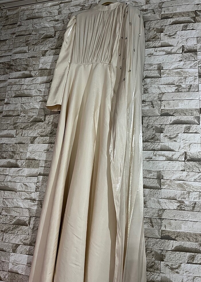 Söz Nişan elbisesi - Görsel 2