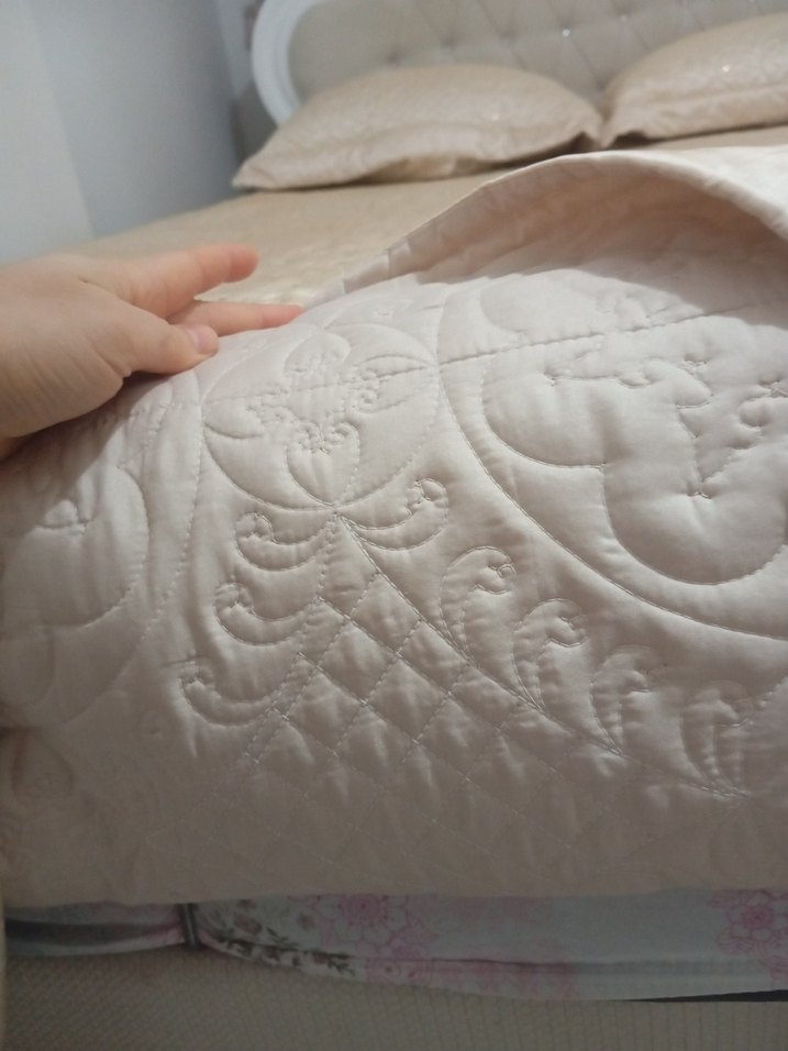 Beyaz Düz Desen Yatak Örtüsü - Görsel 3