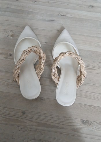 Beyaz Stiletto Topuklu Kadın Abiye Ayakkabı - Görsel 4