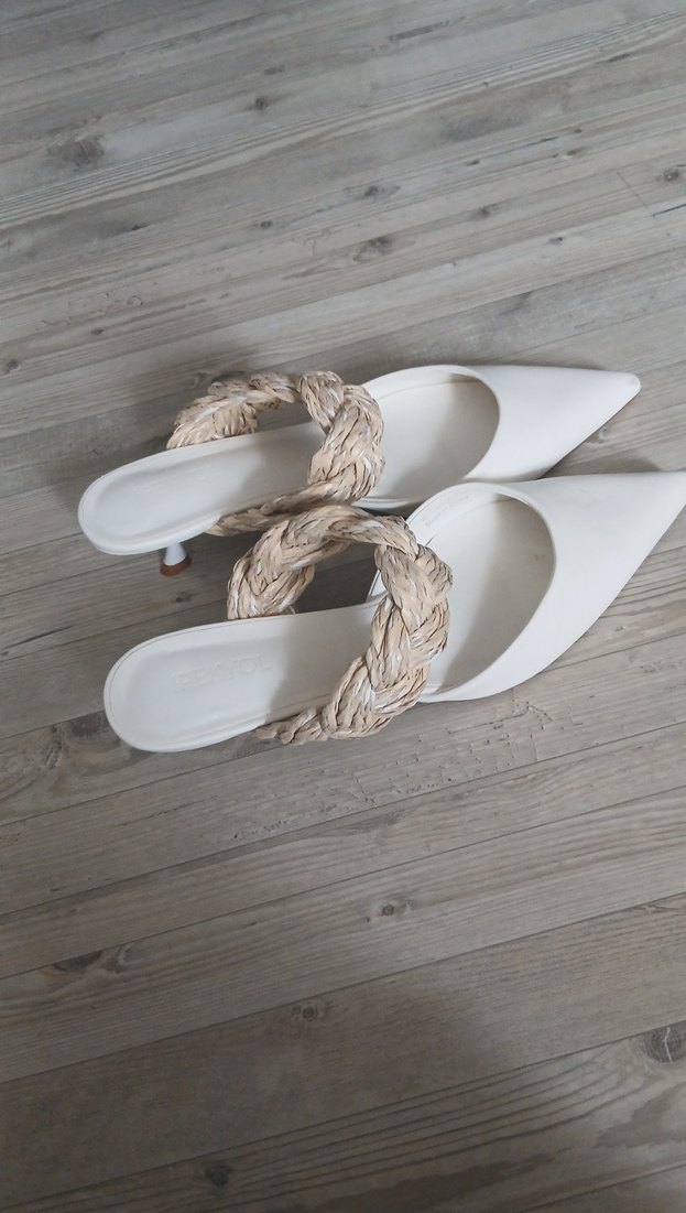 Beyaz Stiletto Topuklu Kadın Abiye Ayakkabı - Görsel 3