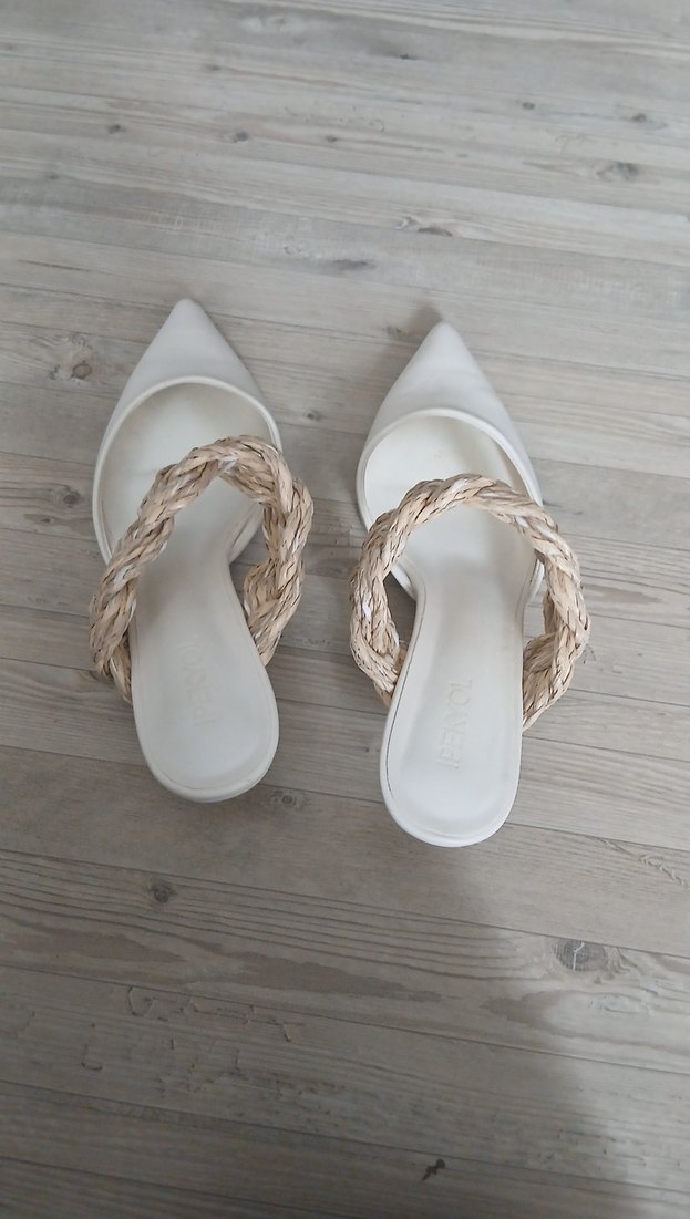 Beyaz Stiletto Topuklu Kadın Abiye Ayakkabı - Görsel 4