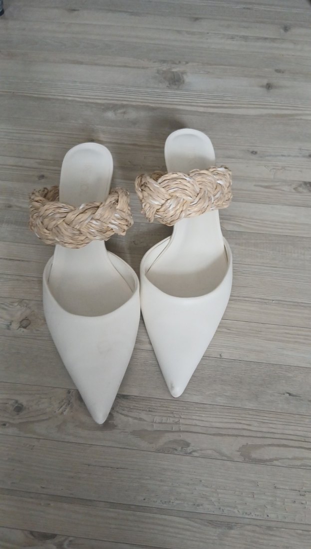 Beyaz Stiletto Topuklu Kadın Abiye Ayakkabı - Görsel 2