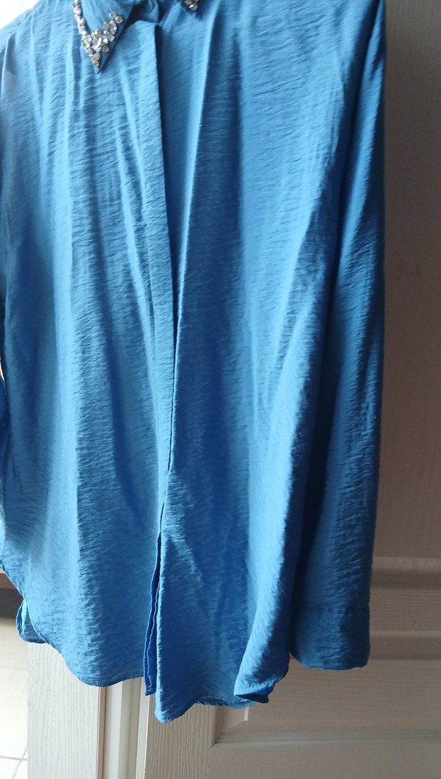 Mavi Drapeli Kadın Gömlek - Görsel 4