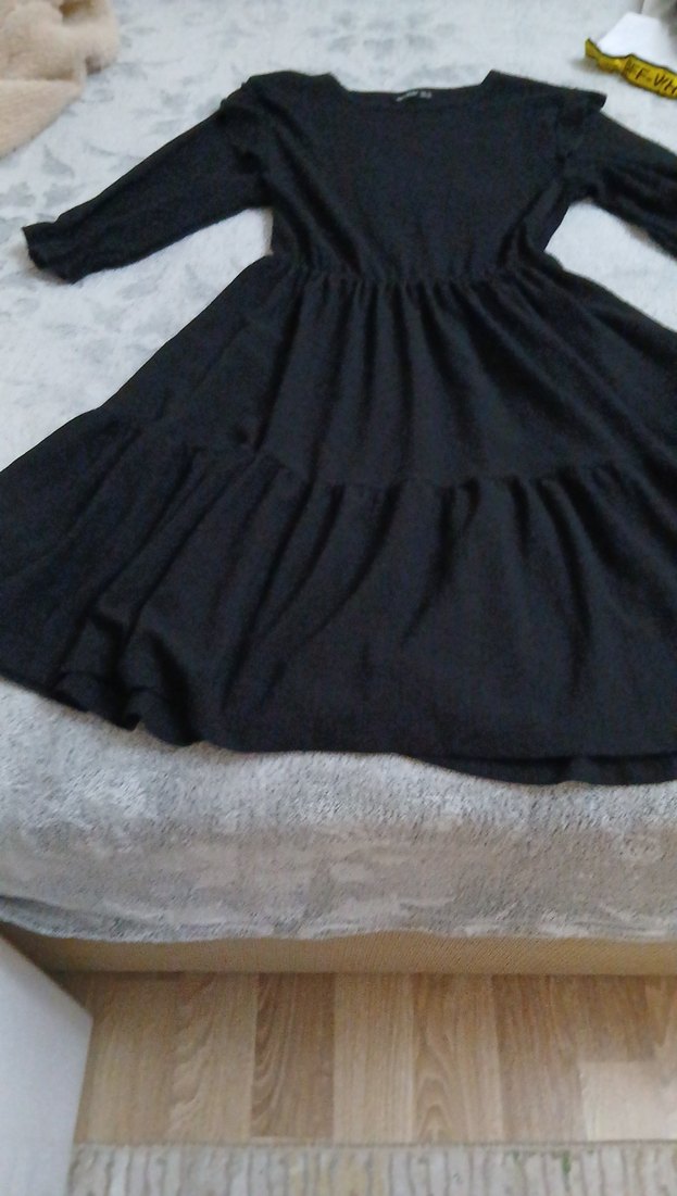 Siyah Midi Uzun Kollu Fırfırlı Elbise - Görsel 2