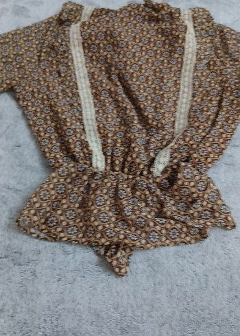 Dantel Detaylı crop - Görsel 3