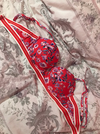 H&M Hm Push Up bikini üstü 70B