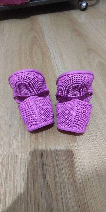 38 Beden Pembe deniz ayakkabısı