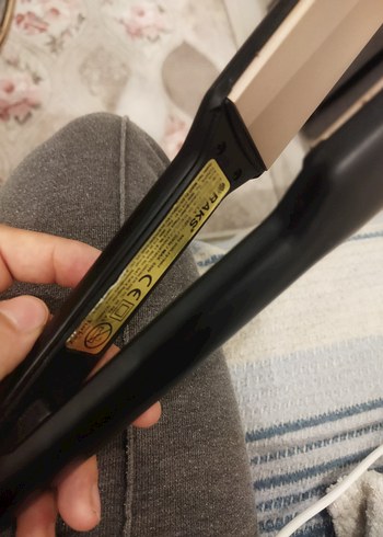 Bej ve Siyah Saç Düzleştirici - Görsel 7