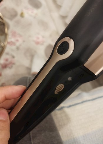 Bej ve Siyah Saç Düzleştirici - Görsel 5