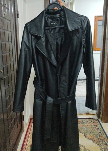 Kadın Siyah Deri Kemerli Uzun Kaban - Görsel 2