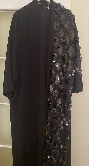 Pullu payetli abaya