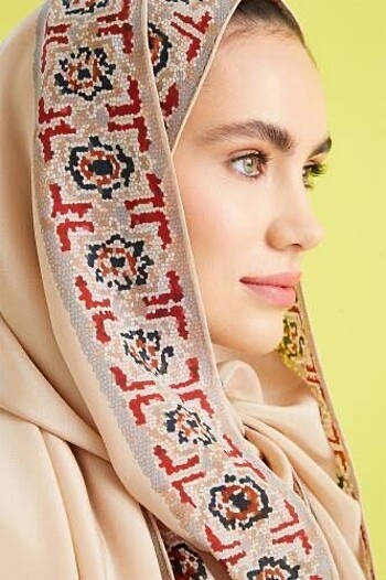 Beden İmannoor krep ipek kaftan şalı