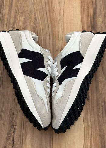 New Balance New Balance 327 Orjınal Kadın Beyaz Gri Spor Ayakkabı