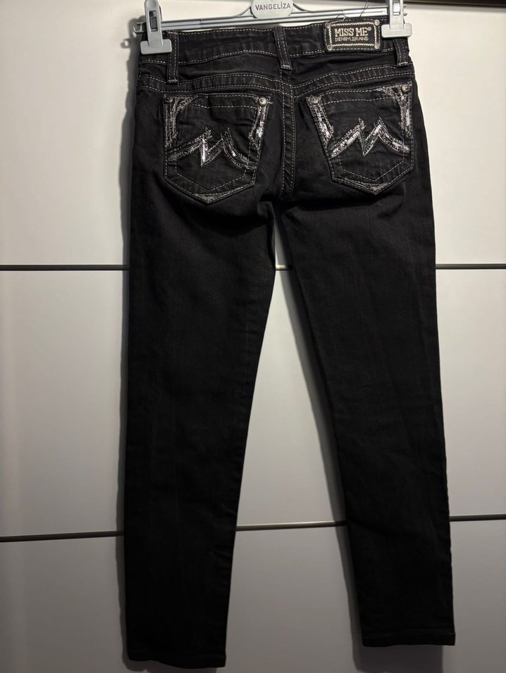 Koyu Siyah Dar Kesim Jean — görsel 4/9