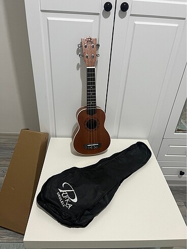 Ukulele puka marka