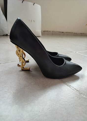 Saint Laurent Topuklu ayakkabı