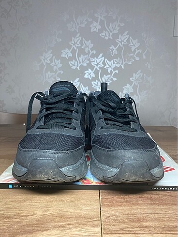 40 Beden Skechers sneaker
