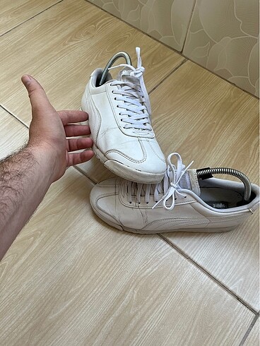 39 Beden beyaz Renk PUMA ROMA ORJİNALDİR