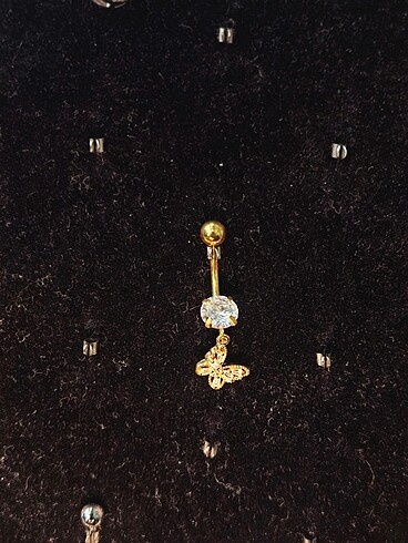 diğer Beden Kelebek sallantili gold gobek piercing