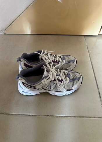 39,5 Beden NEW BALANCE 530