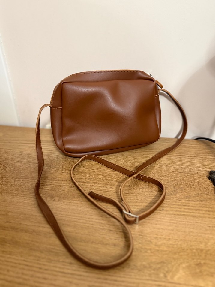 Çapraz Basıc Çanta - Görsel 3