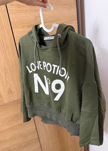 Kadın Yeşil Kapüşonlu Sweatshirt - Görsel 2