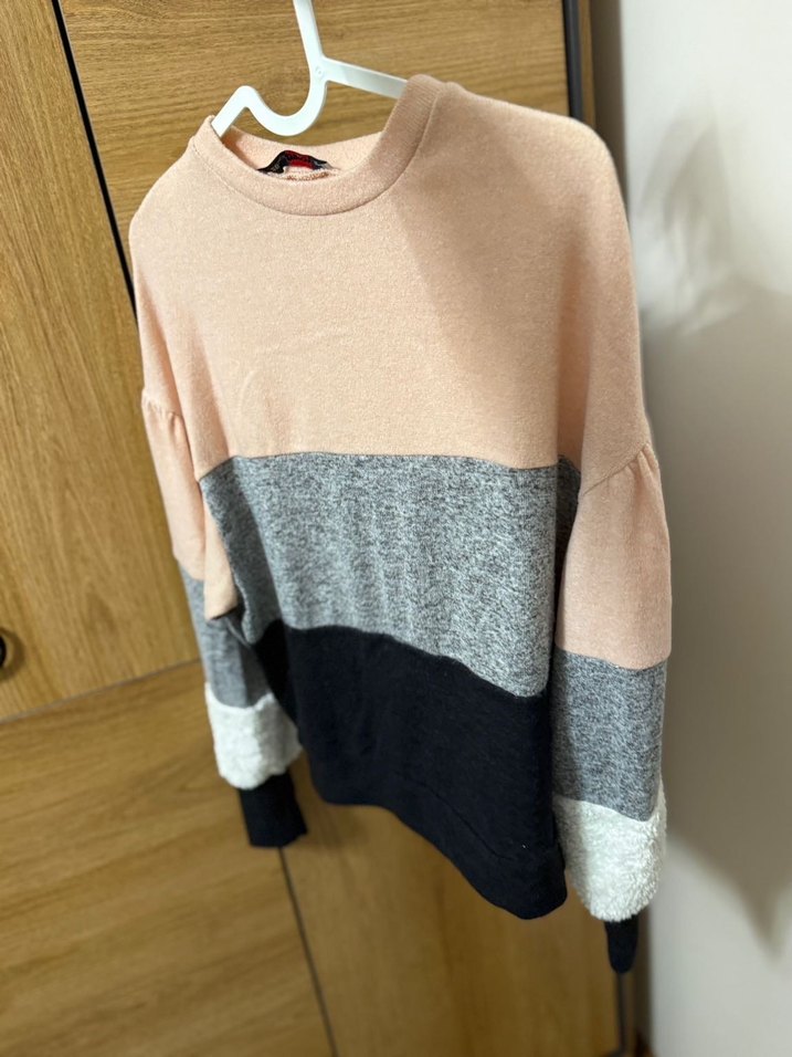 Renk Bloklu Kadın Triko Kazak - Görsel 2