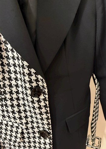 Düğmeli Siyah Desenli Midi Kadın Blazer - Görsel 4